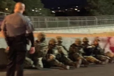 Agentes de aduanas de EU detienen varias horas a 7 militares mexicanos en El Paso, Tx